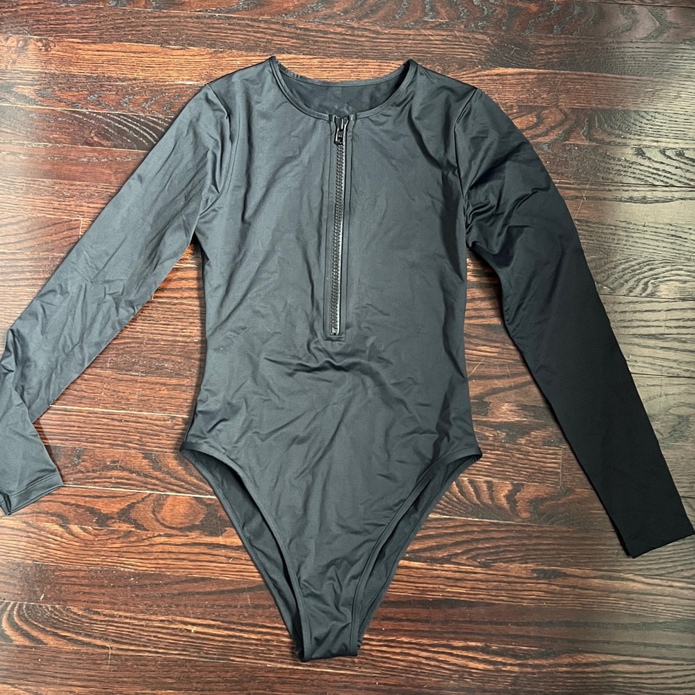 Varley athletic swim suit